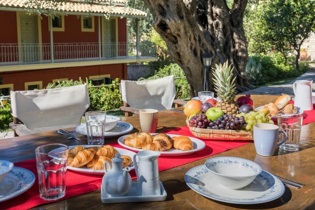 Villa Anthoussa In Palaiokastritsa Luaran gambar